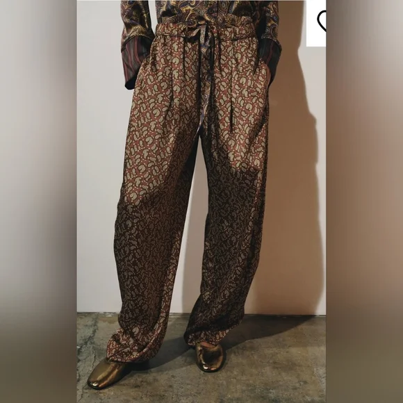Zara Collection Flare Pants XS-S - Picture 2 of 9